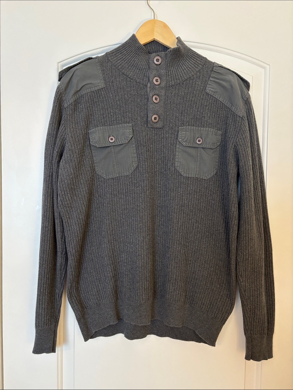 American Rag Cie Men's Charcoal Ribbed 1/4 Button Pullover Epaulettes L EUC